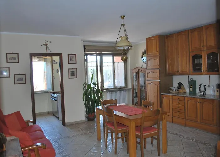 Tra Langhe, Roero E Monferrato. San Damiano dʼAsti