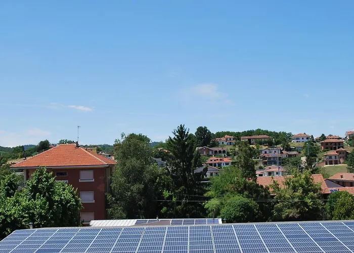 Tra Langhe, Roero E Monferrato. *
